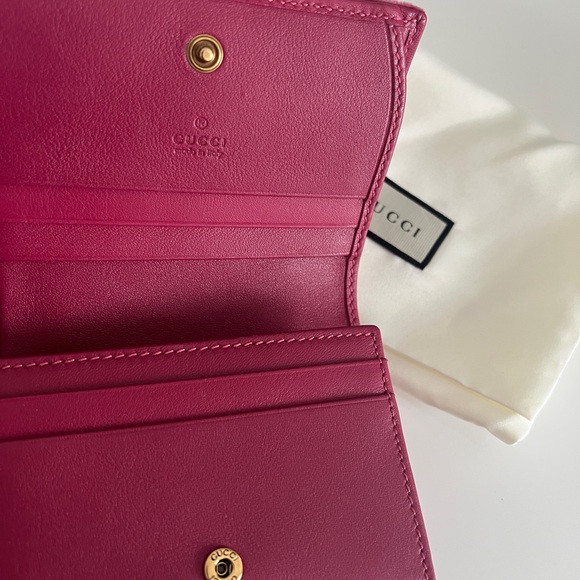 Authentic Gucci Velvet Pearl Embroidered Marmont Rose Raspberry Wallet Card Case - Picture 5 of 6